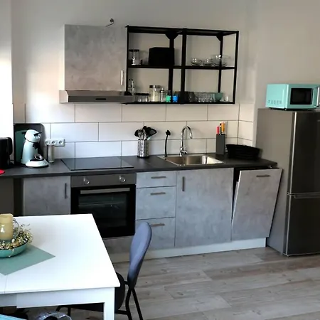 Zufluchtshuette هرزوغنراث